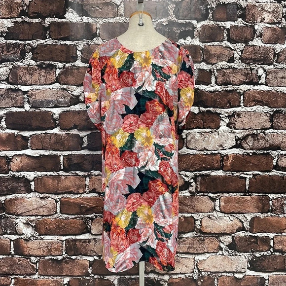 Halogen Dress Knee-Length Short Sleeve Pink Green Floral Size Medium - Picture 9 of 15